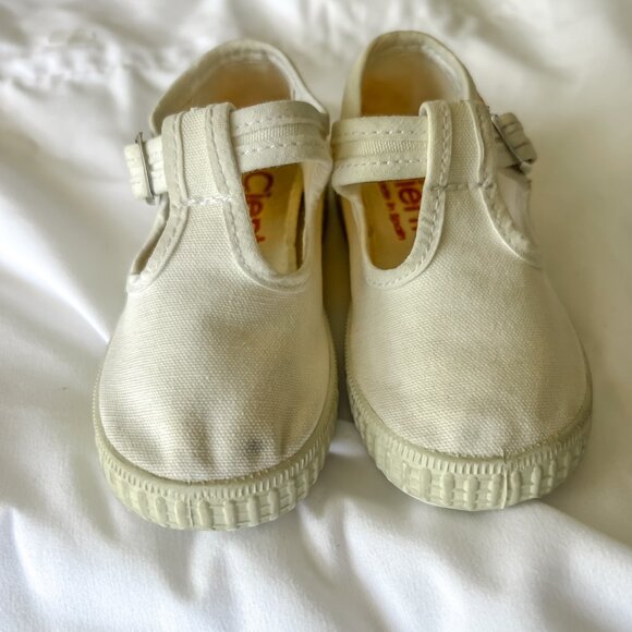 Cienta 5100 T-Strap Canvas Shoe - Picture 5 of 8